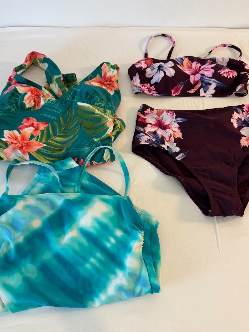 Kona Sol Swimwear Lot Women's Medium 3 Pieces Bikini One Piece Floral Blue M